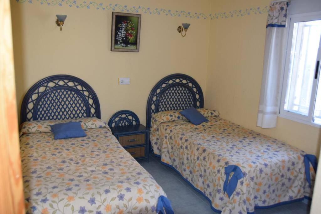 Apartamento En El Paseo Maritimo De เบนิดอร์ม ภายนอก รูปภาพ